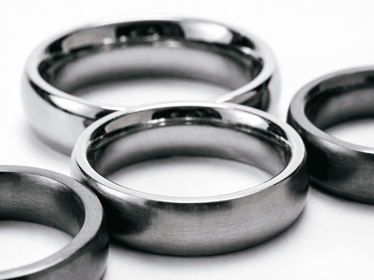 tungsten-alloy-ring — tungsten-ring-light-03.jpg